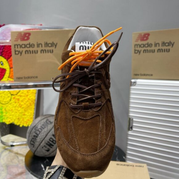 Miumiu x New Balance 530 Classic Sneake - Picture 1 of 9